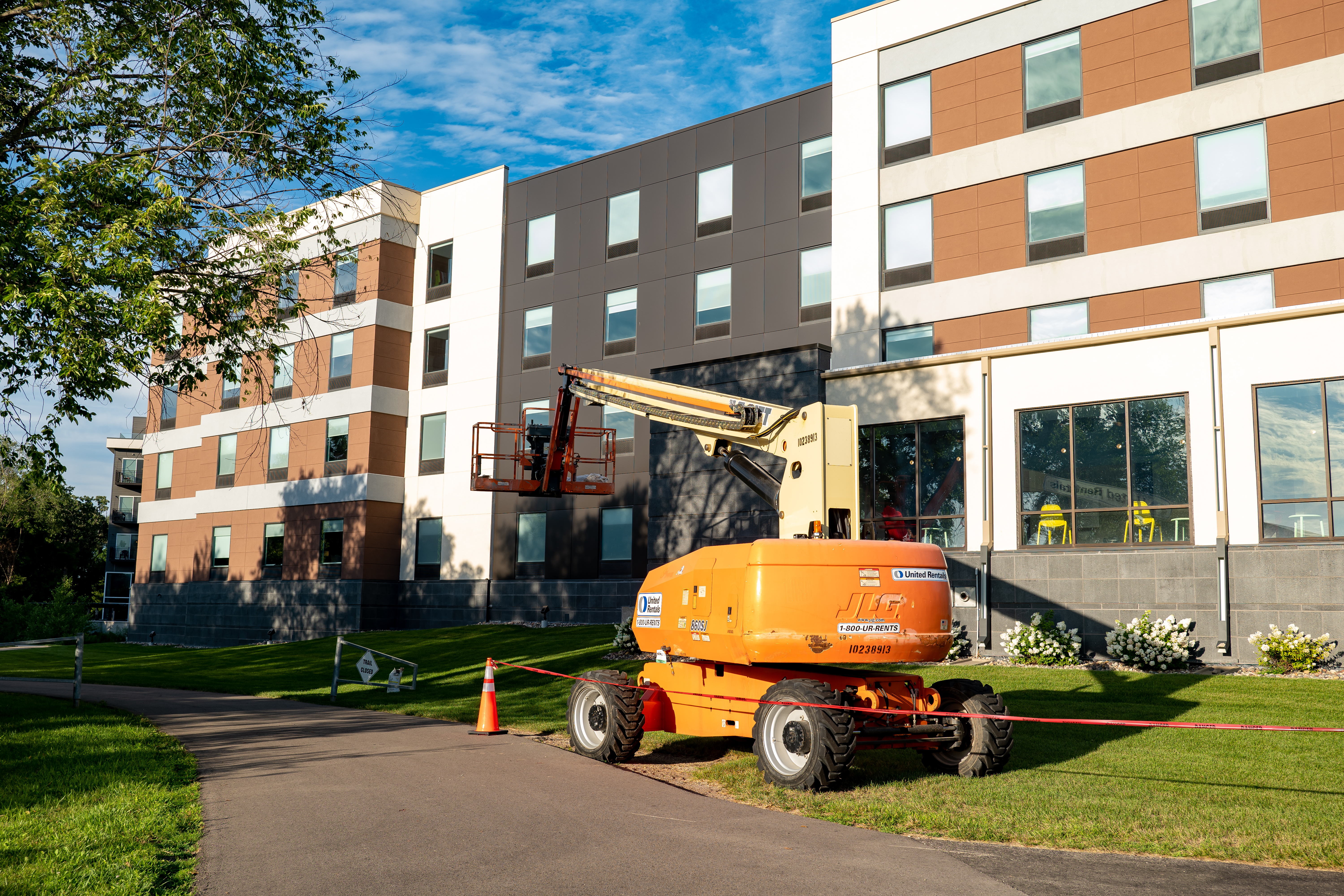 Exterior Building Cleaning